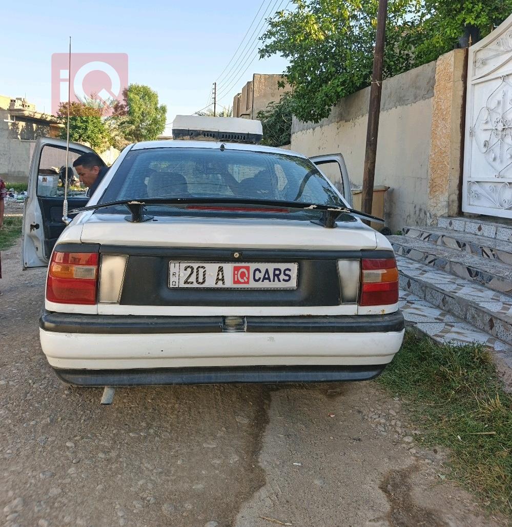 اوبل فيكترا